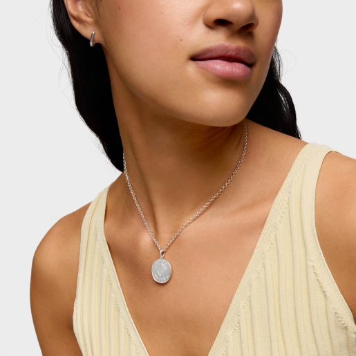 Colgante Virgen María de plata Devoción