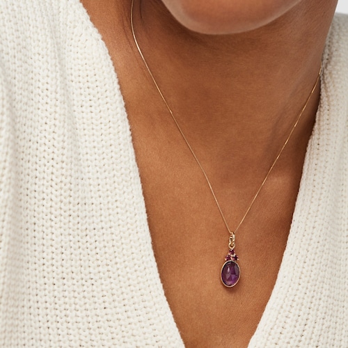 &Mu;&epsilon;&nu;&tau;&alpha;&gamma;&iota;ό&nu; Luz &alpha;&pi;ό &Chi;&rho;&upsilon;&sigma;ό &mu;&epsilon; &Alpha;&mu;έ&theta;&upsilon;&sigma;&tau;&omicron; &kappa;&alpha;&iota; &Rho;&omicron;&delta;&omicron;&lambda;ί&tau;&eta;