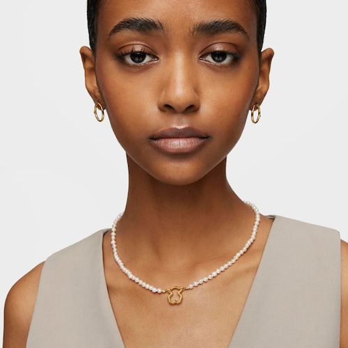 Gold Hold Bear Necklace with Pearls