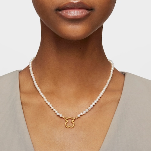 Gold Hold Bear Necklace with Pearls