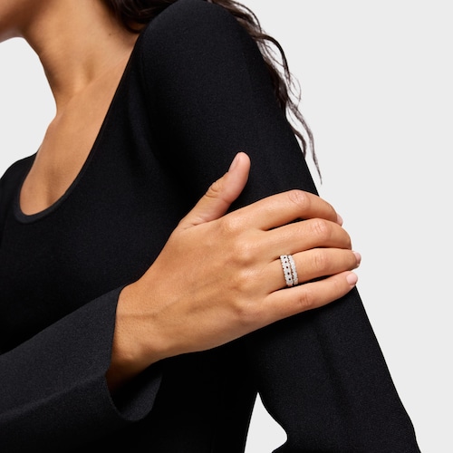 Anillo de oro blanco con diamantes motivos oso Fancy