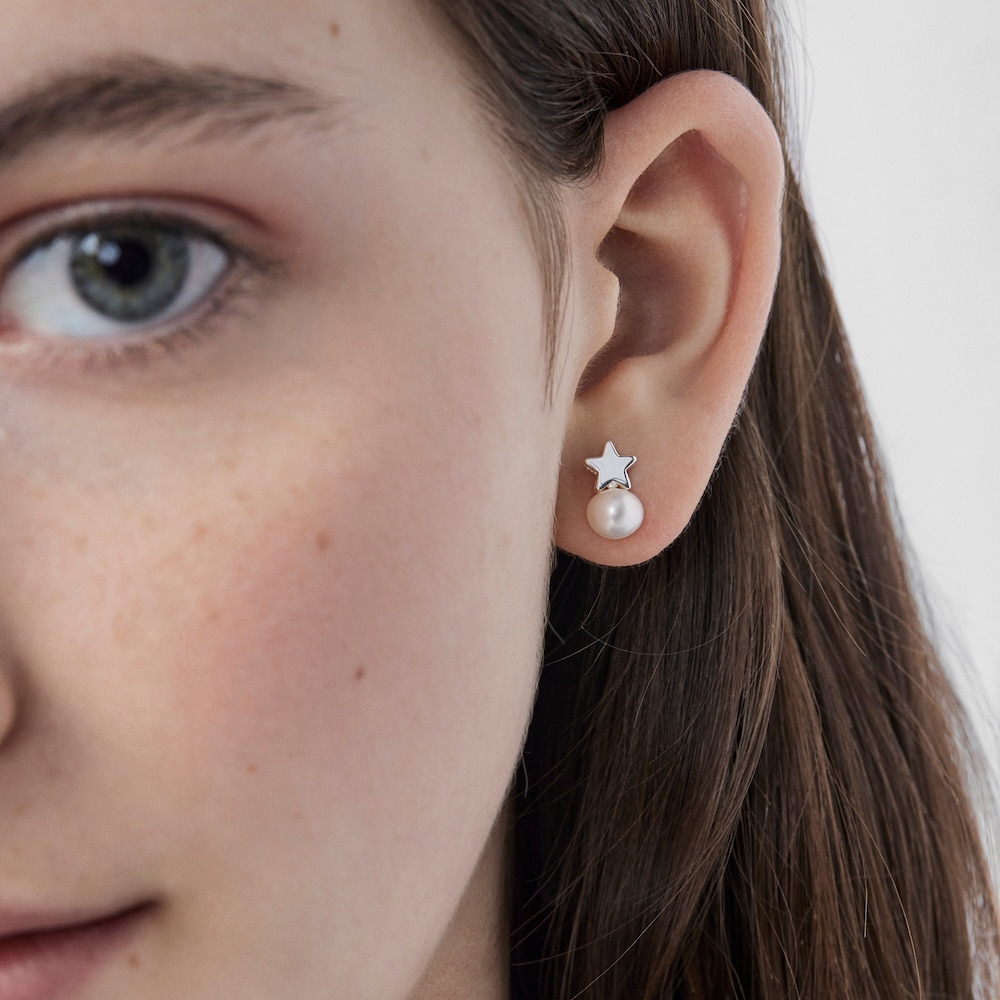 Pendientes estrella de plata y perla Puppies