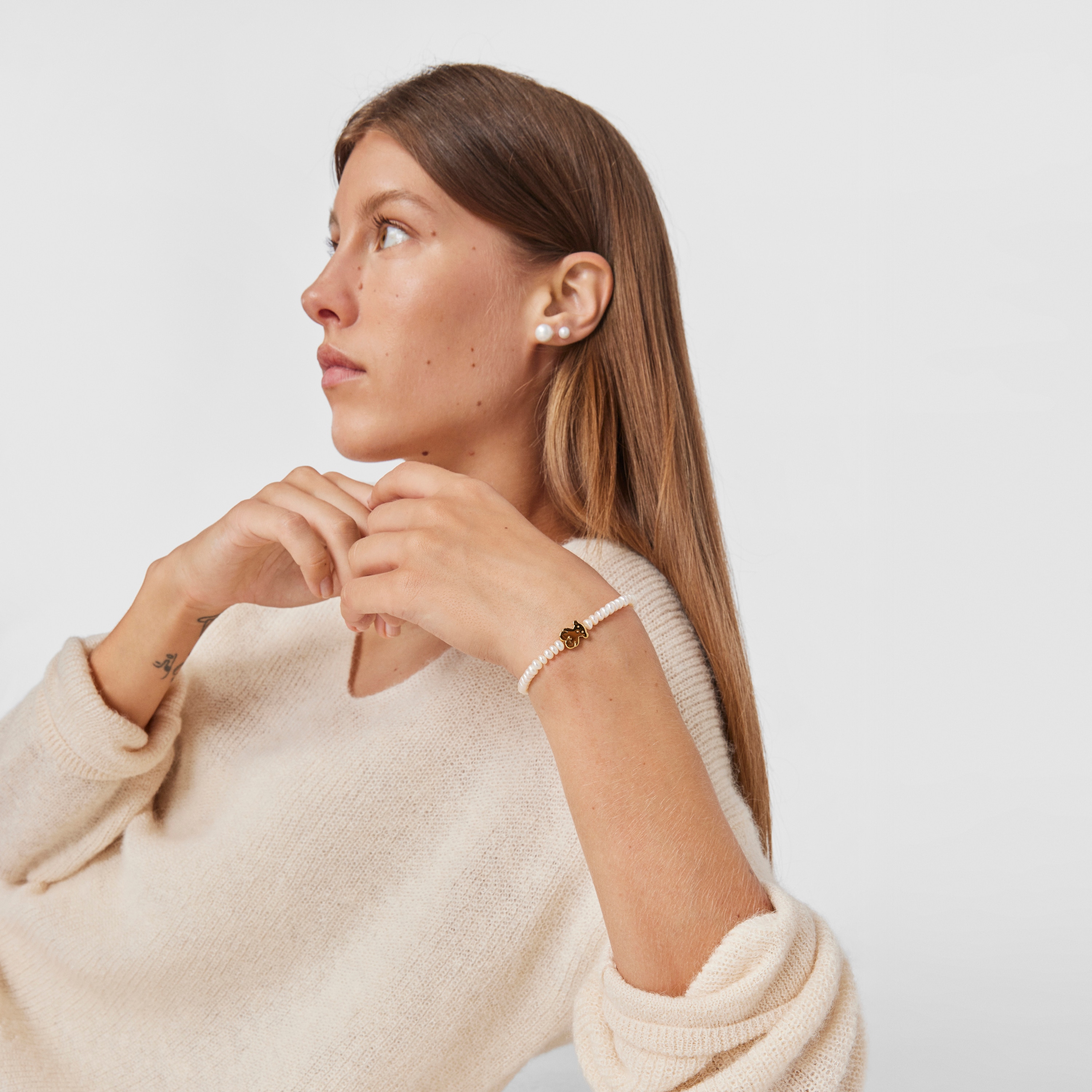 18K solid gold Sweet Dolls Bracelet with pearls and medium Bear motif