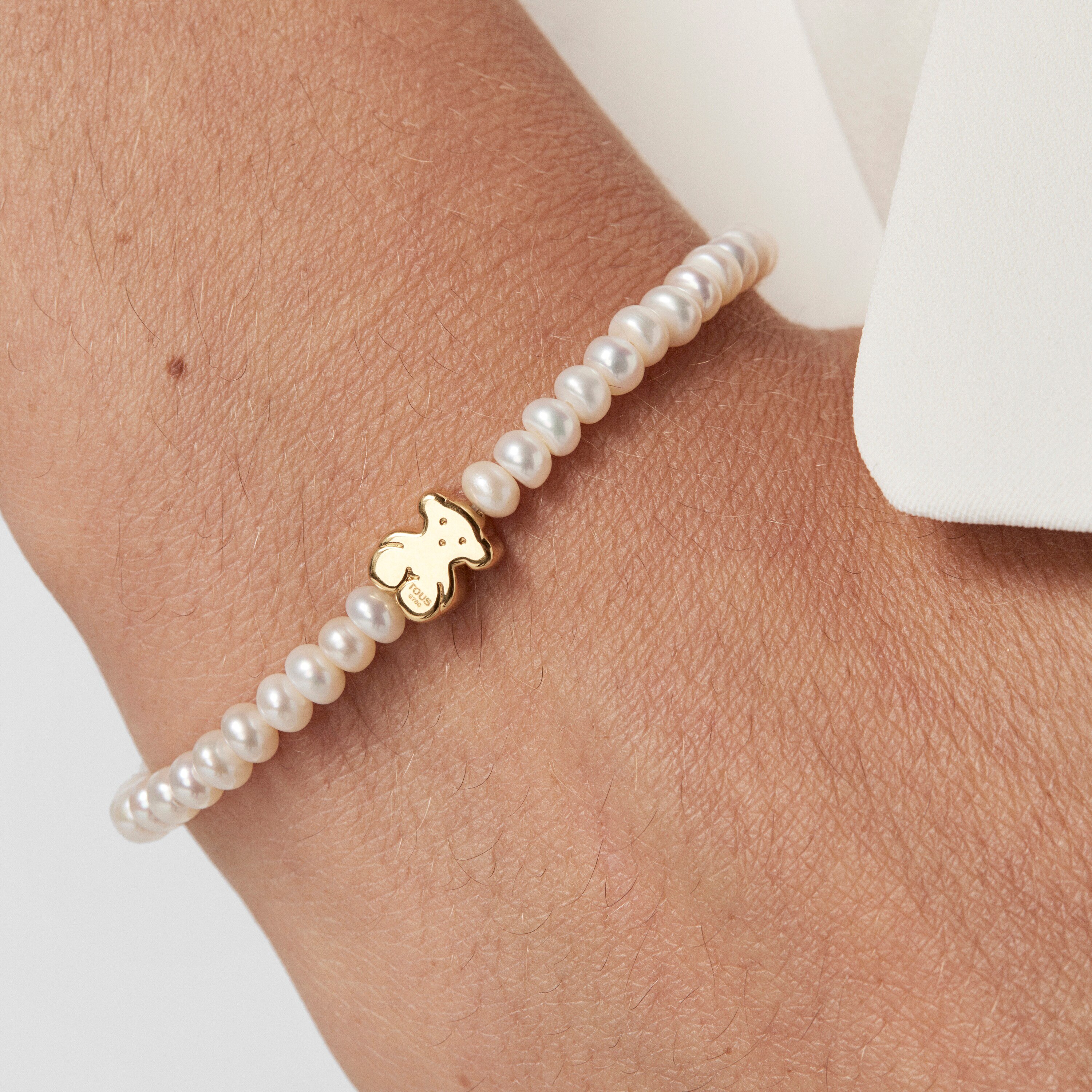 Gold Sweet Dolls Bracelet with pearls and Bear motif