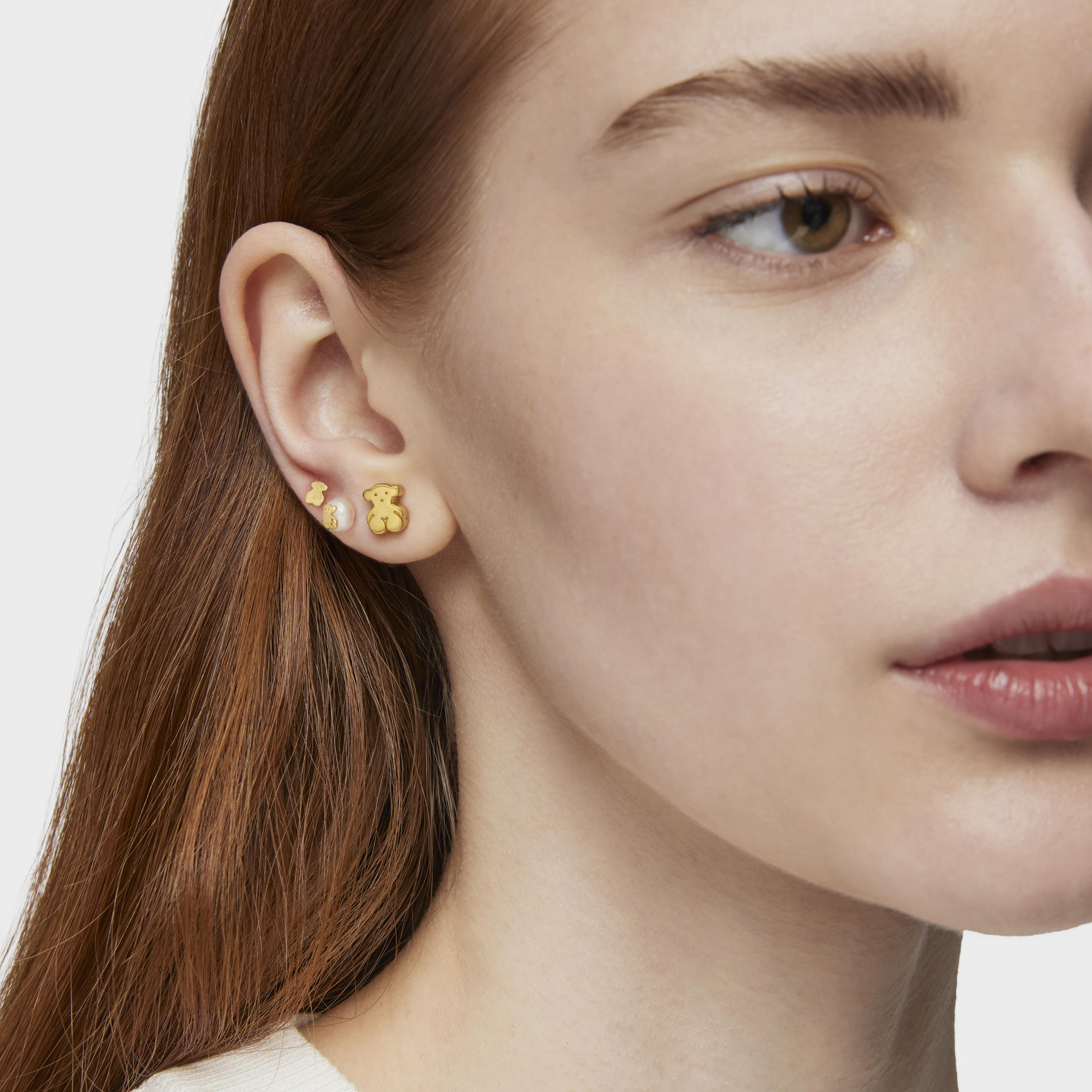 18K solid gold Sweet Dolls Earrings Bear motif. Push back.