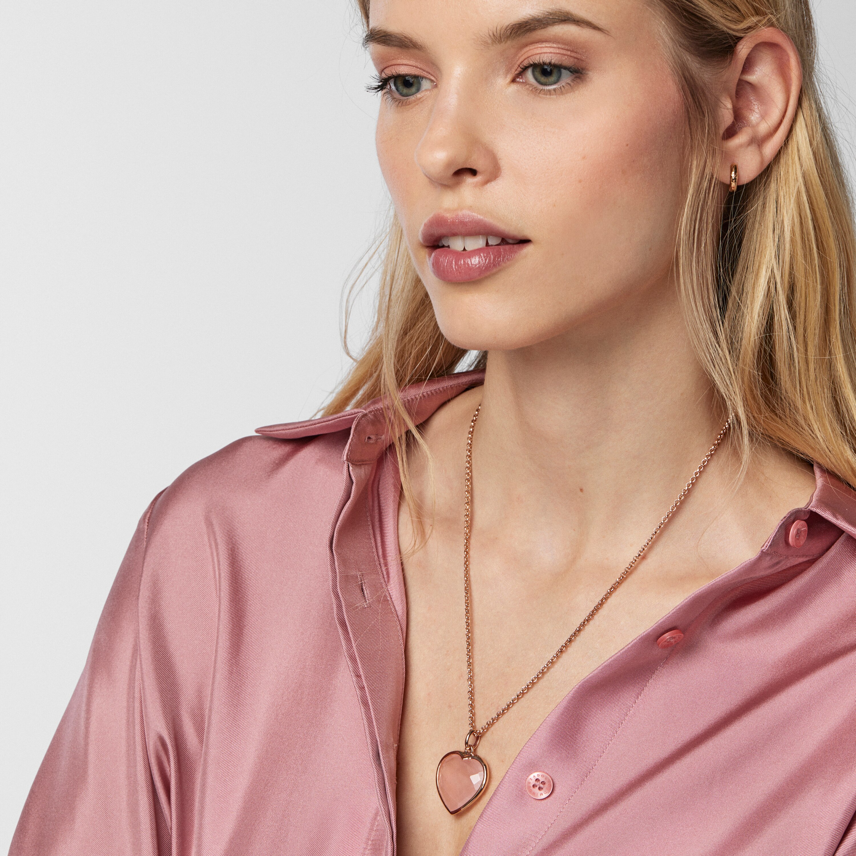 Rose Silver Vermeil and pink Quartz Sweet Dolls Color Pendant