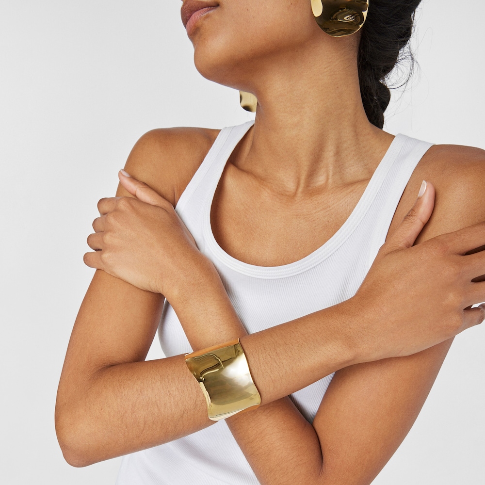 Pulsera ancha Nenufar con ba&ntilde;o de oro 18 kt sobre plata