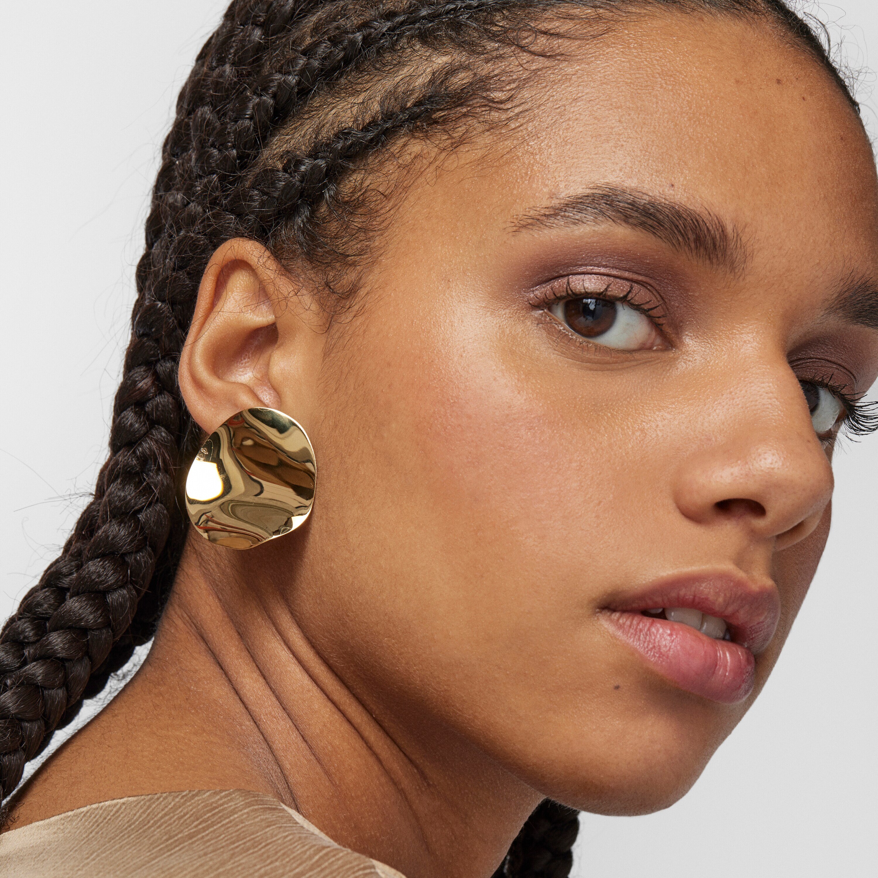 Small 18K gold vermeil Nenufar petal Earrings