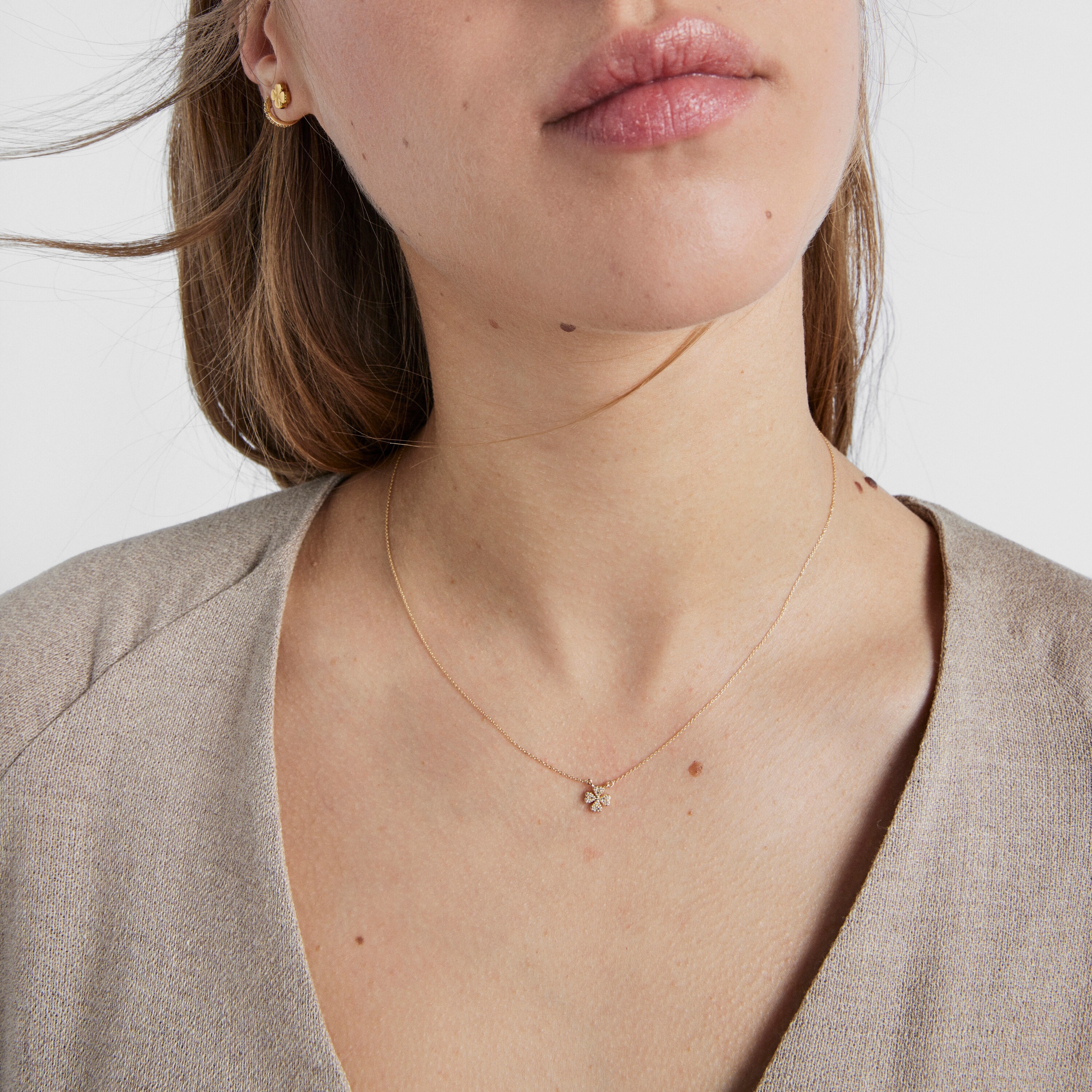 18K solid gold TOUS Good Vibes clover Necklace with Diamonds