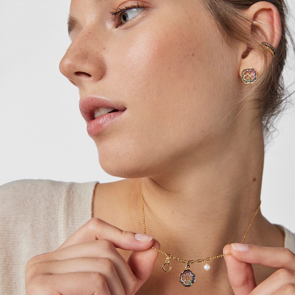 Collar tr&eacute;bol con ba&ntilde;o de oro 18 kt sobre plata y gemas TOUS Good Vibes