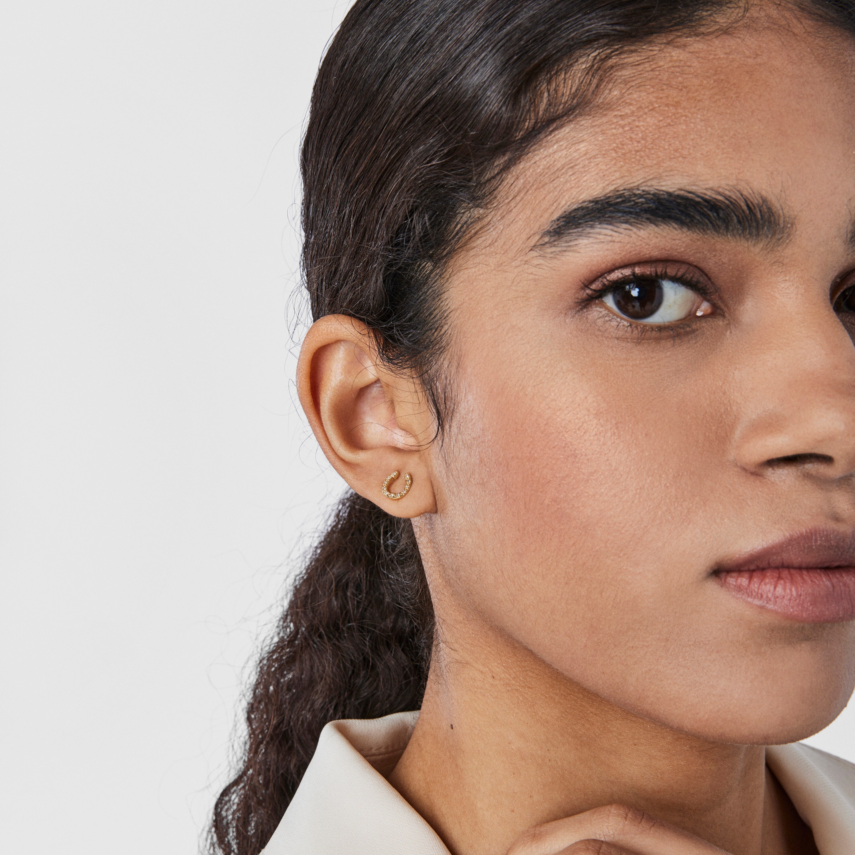 18K Solid Gold TOUS Good Vibes horseshoe Earrings with Diamonds