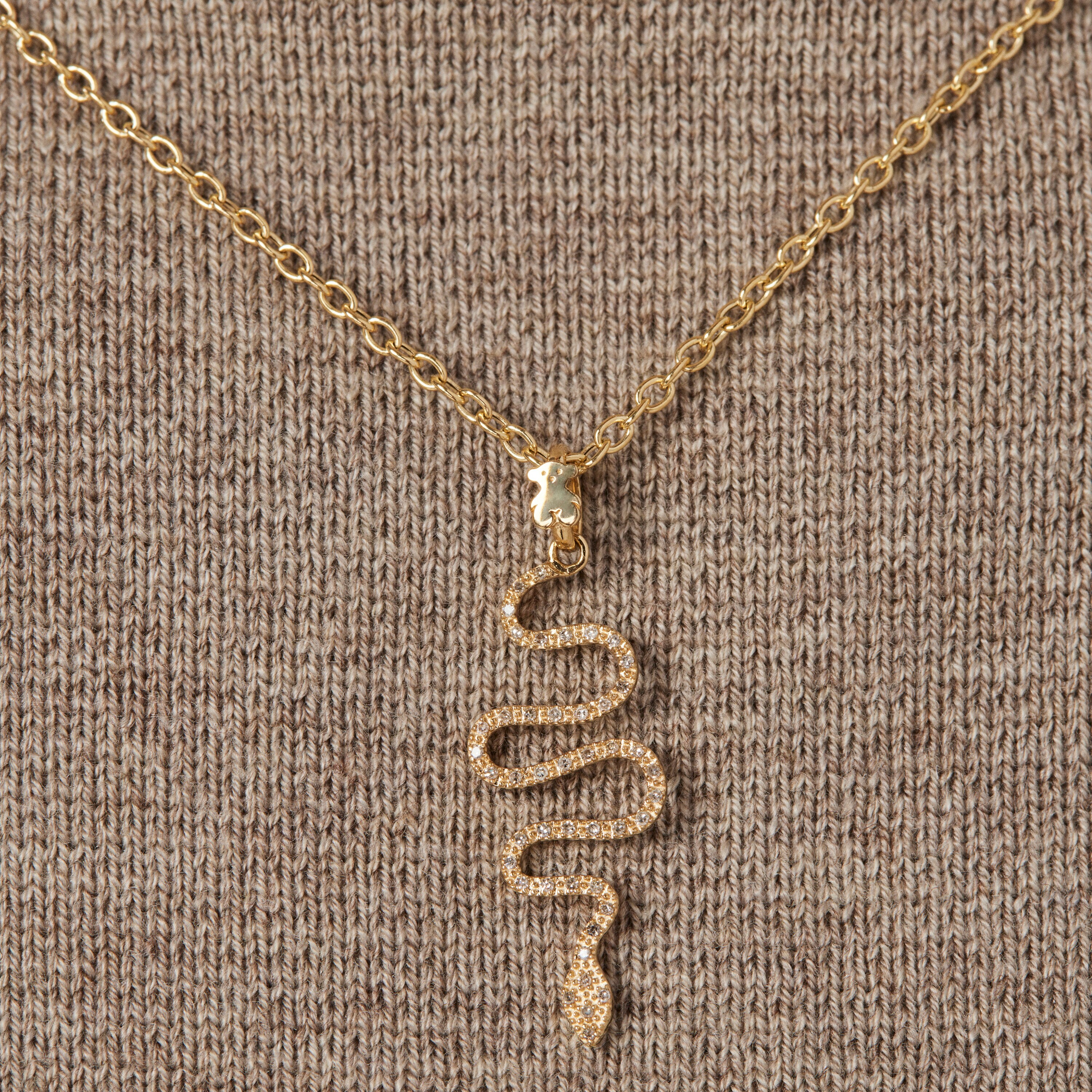18K Solid Gold TOUS Good Vibes serpent Pendant with Diamonds