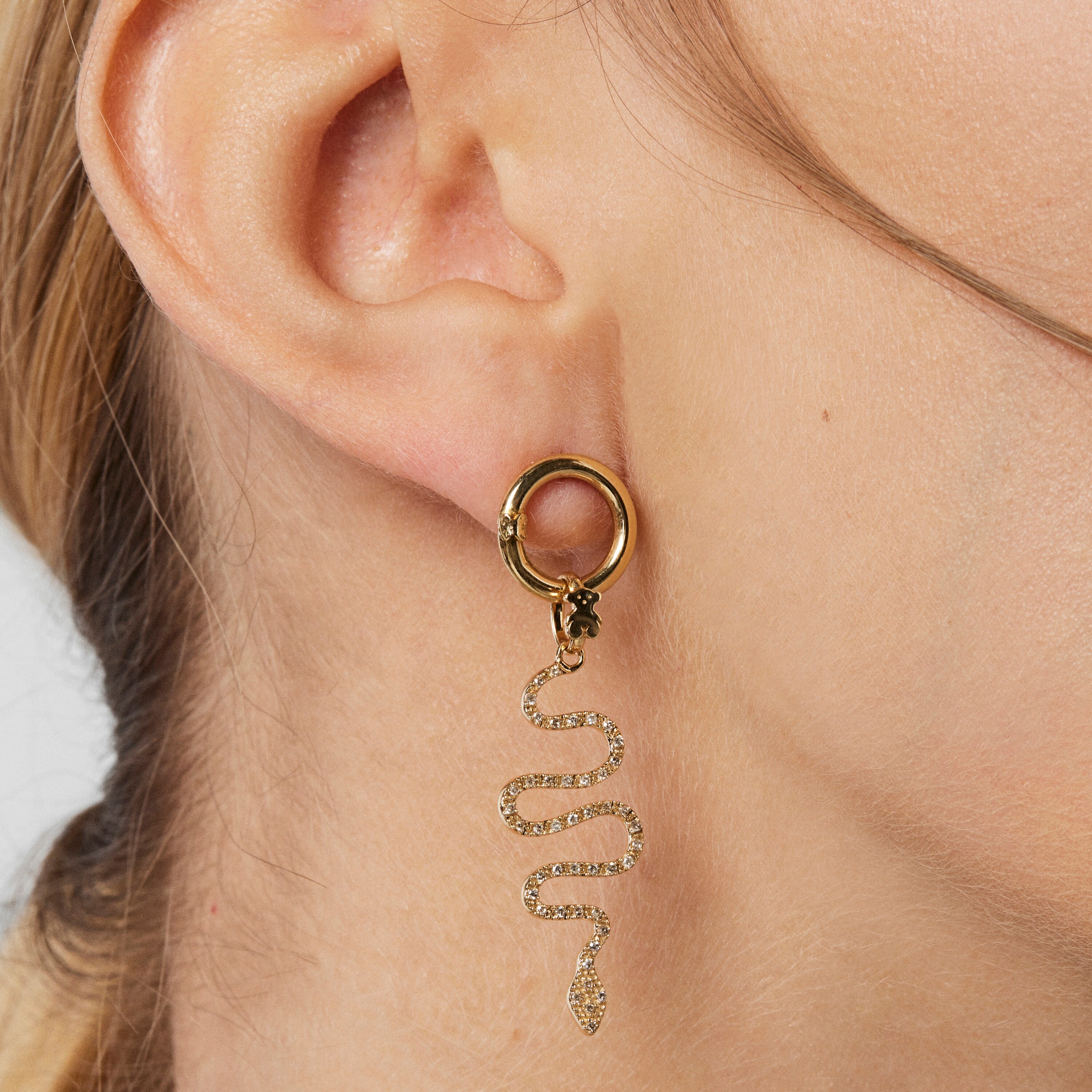 18K Solid Gold TOUS Good Vibes serpent Pendant with Diamonds