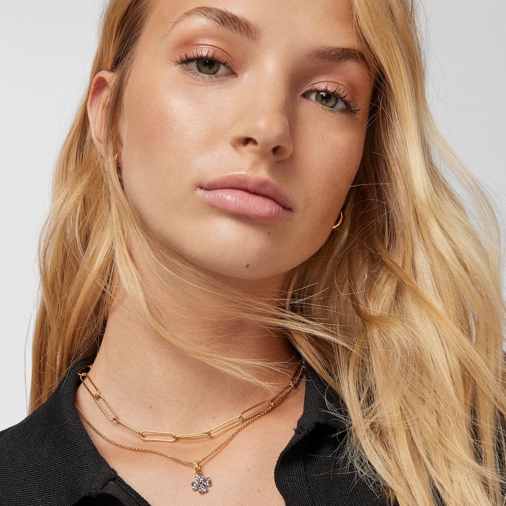 Colgante tr&eacute;bol con ba&ntilde;o de oro 18 kt sobre plata y gemas TOUS Good Vibes