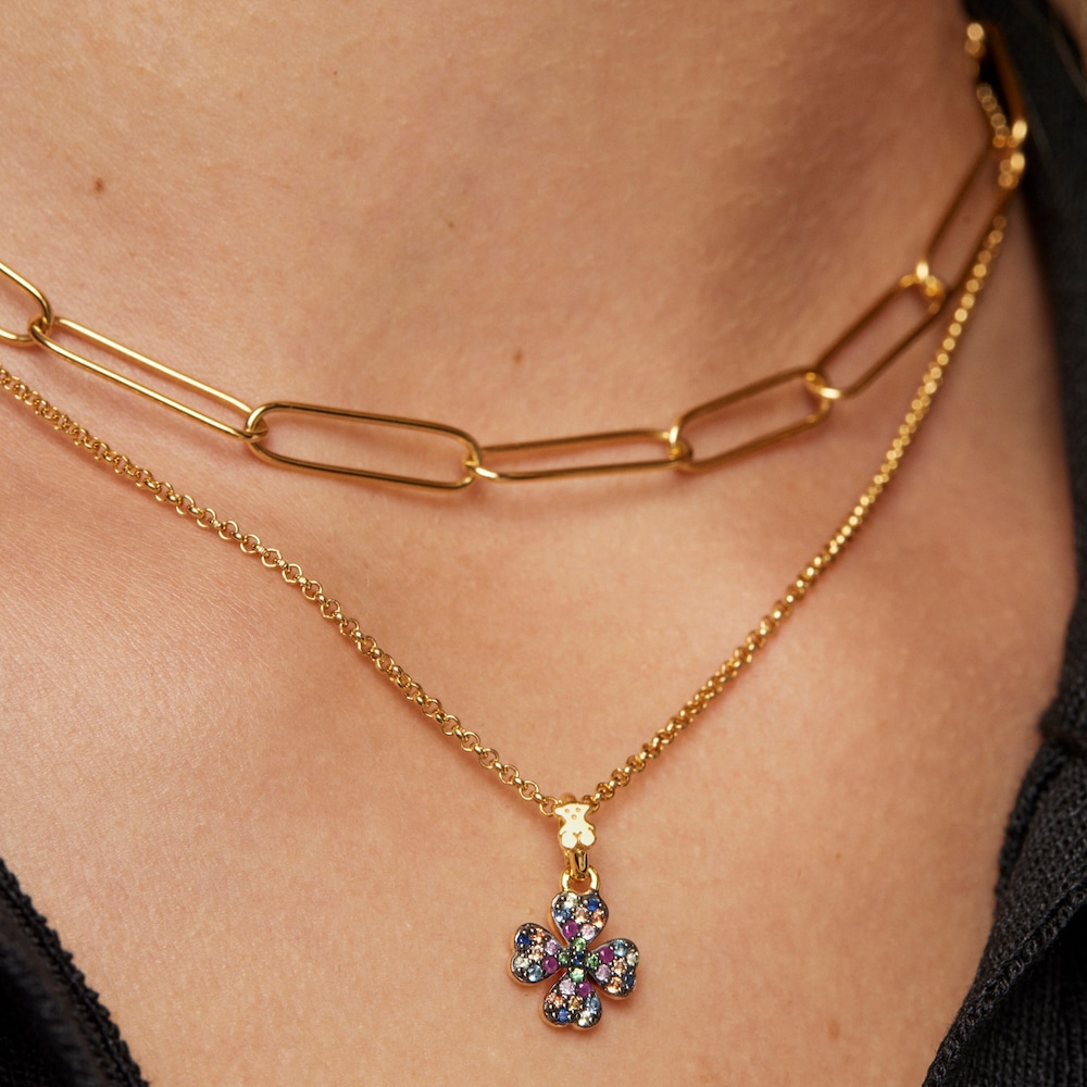 Colgante tr&eacute;bol con ba&ntilde;o de oro 18 kt sobre plata y gemas TOUS Good Vibes