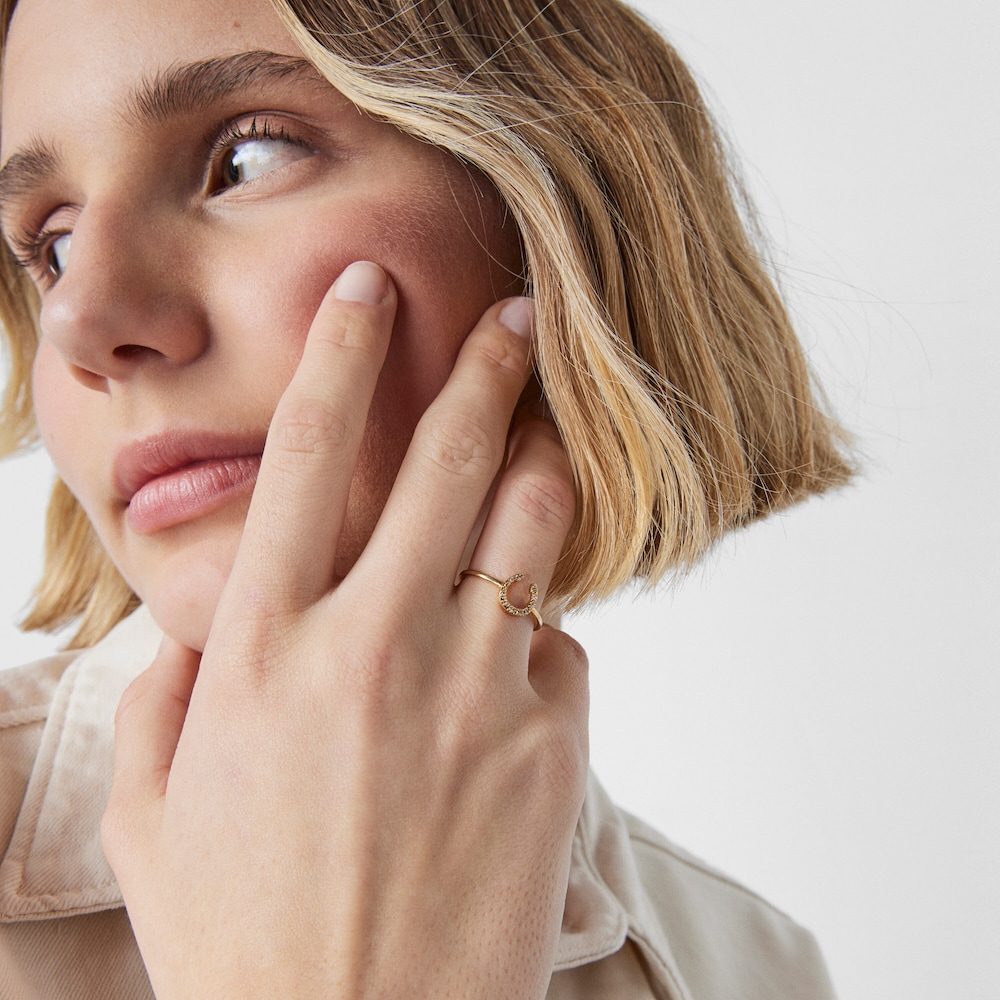 Anillo TOUS Good Vibes herradura de oro y diamantes