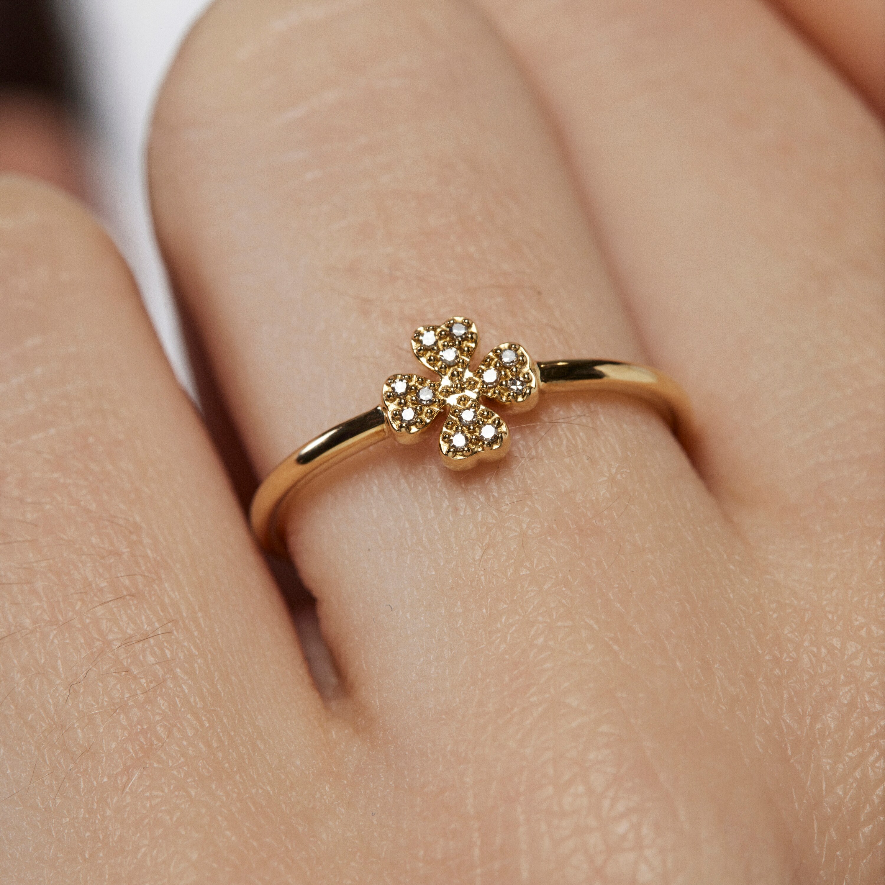 18K solid gold TOUS Good Vibes clover Ring with Diamonds