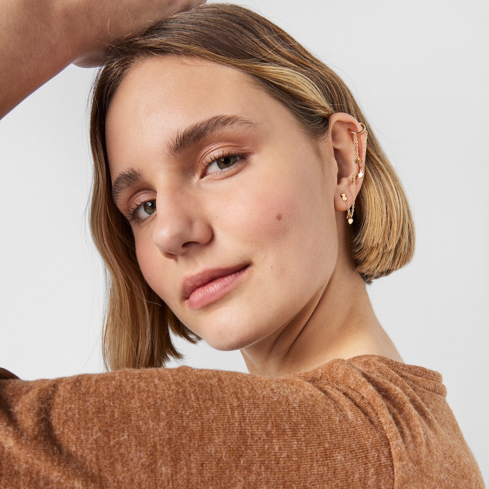 Earcuff&nbsp;con ba&ntilde;o de oro 18 kt sobre plata, con oso, estrella y coraz&oacute;n Cool Joy