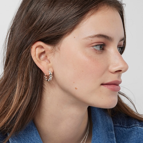 Brincos Mini Icons cora&ccedil;&atilde;o em Prata