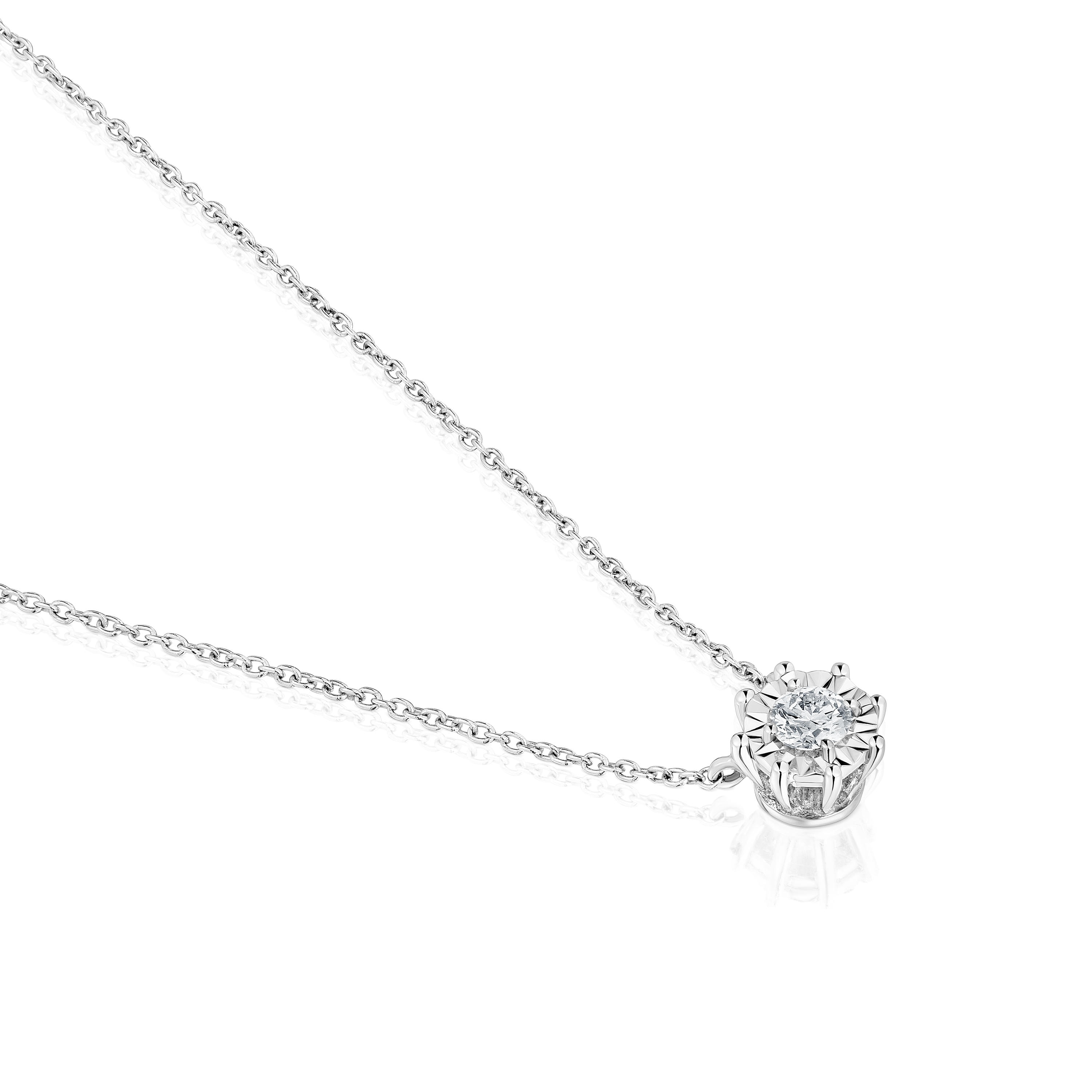 Collar rosetón pequeño de oro blanco y diamantes Les Classiques