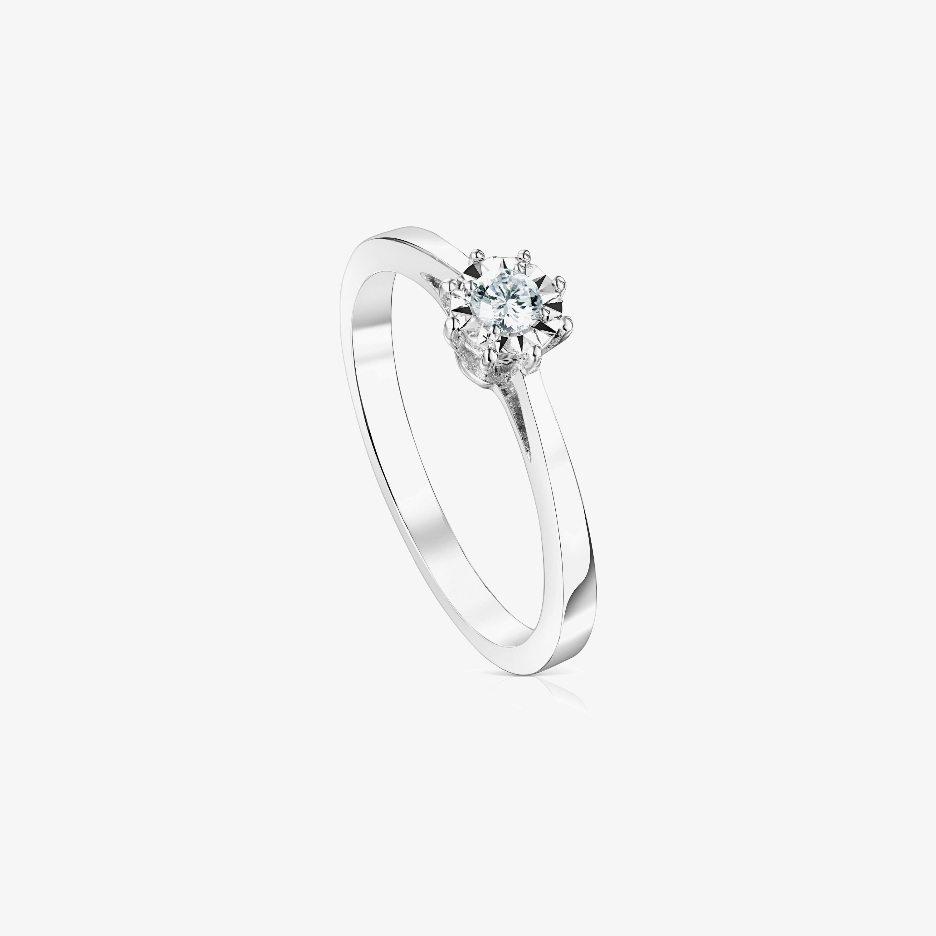 18K white gold TOUS Les Classiques Ring with small Diamond rosette. 0,10ct