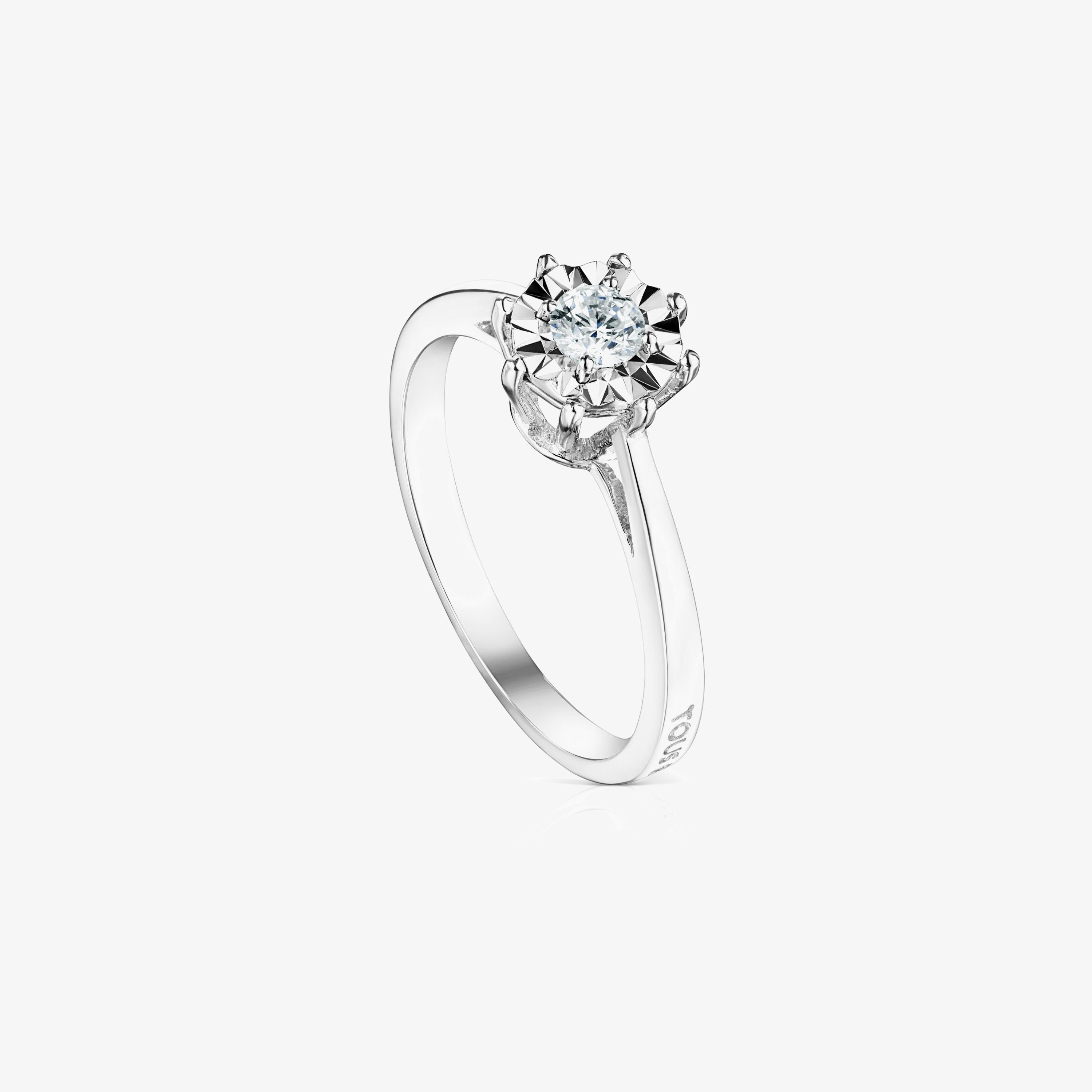 18K white gold Les Classiques Ring with large Diamond rosette. 0,20ct