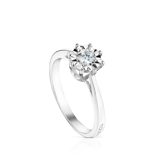 Anillo rosetón grande de oro blanco y diamantes 0,20ct Les Classiques