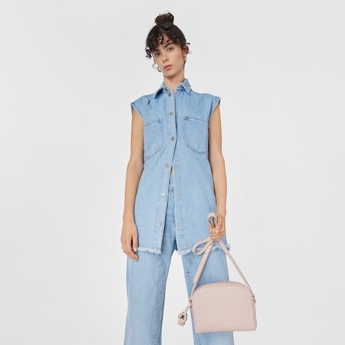 Mala a tiracolo Sherton em pele rosa