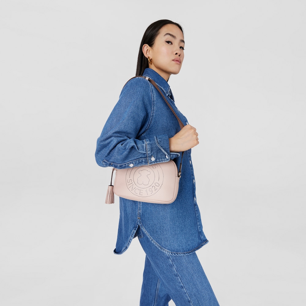 Bandolera peque&ntilde;a Leissa de piel rosa claro