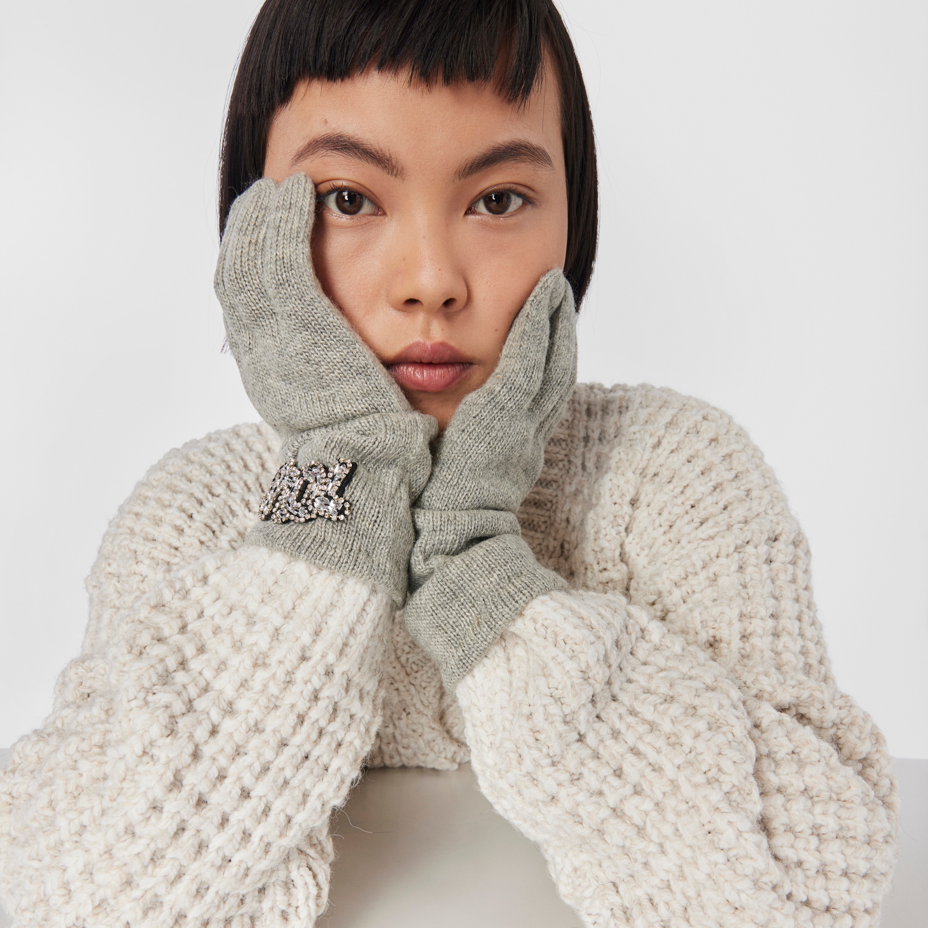Gray Cuarzo Gloves