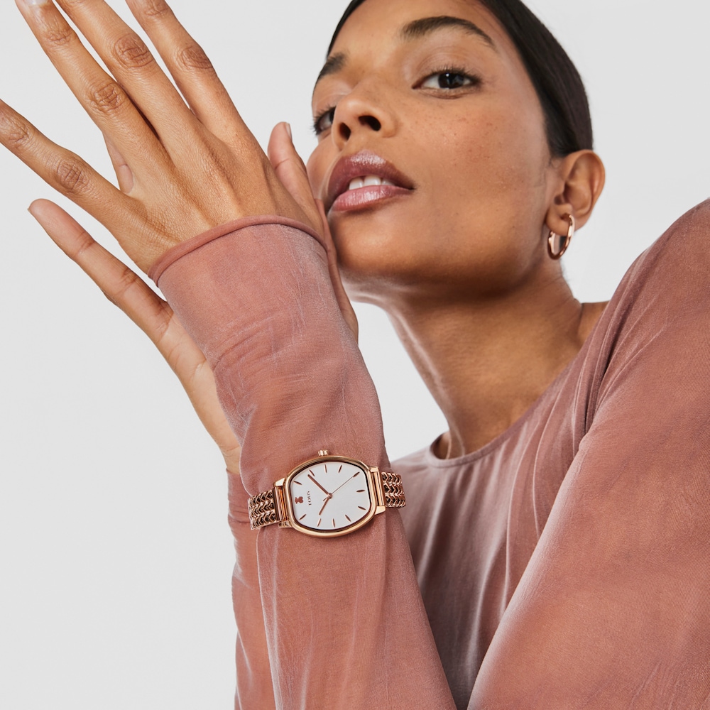 Reloj analógico Osier de acero IP rosado Reloj analógico Osier de acero IP rosado