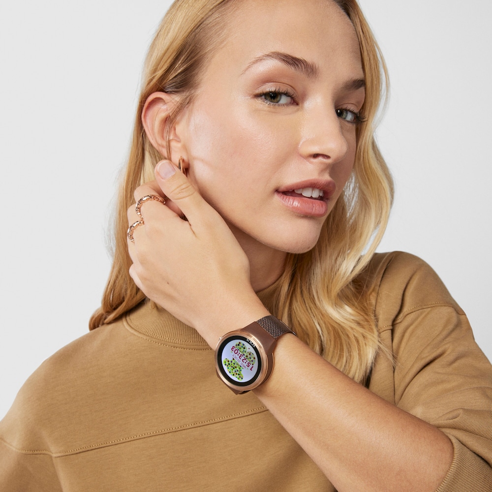 Reloj smartwatch Rond Connect de acero IP rosado con correa mesh