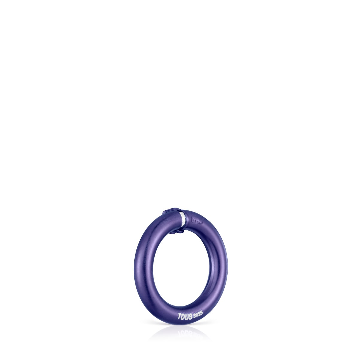 Small purple-colored silver Ring Hold