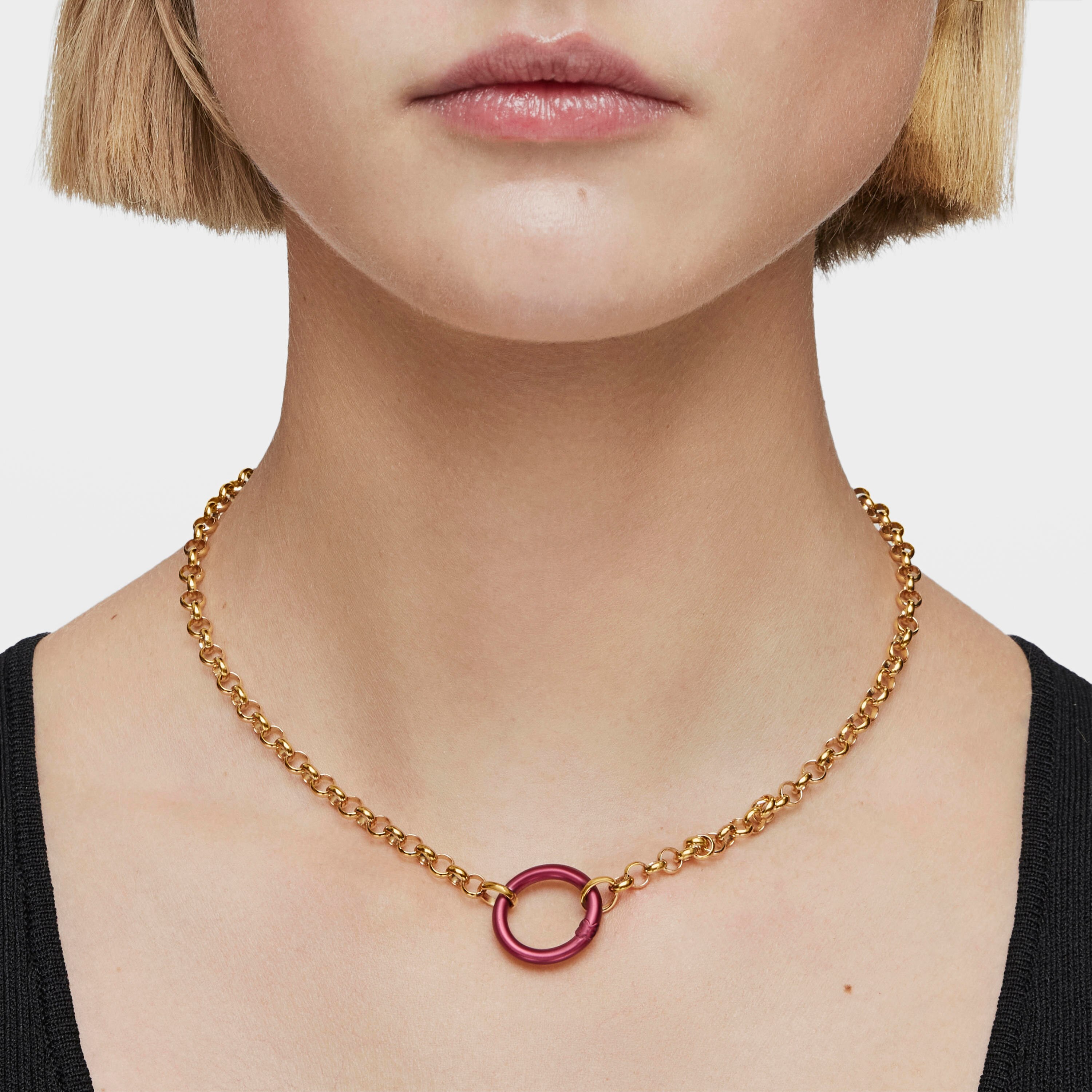 Medium red-colored silver Ring Hold