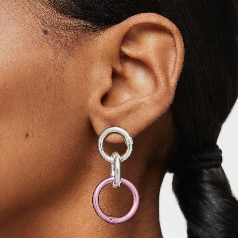 Medium pink-colored silver Ring Hold