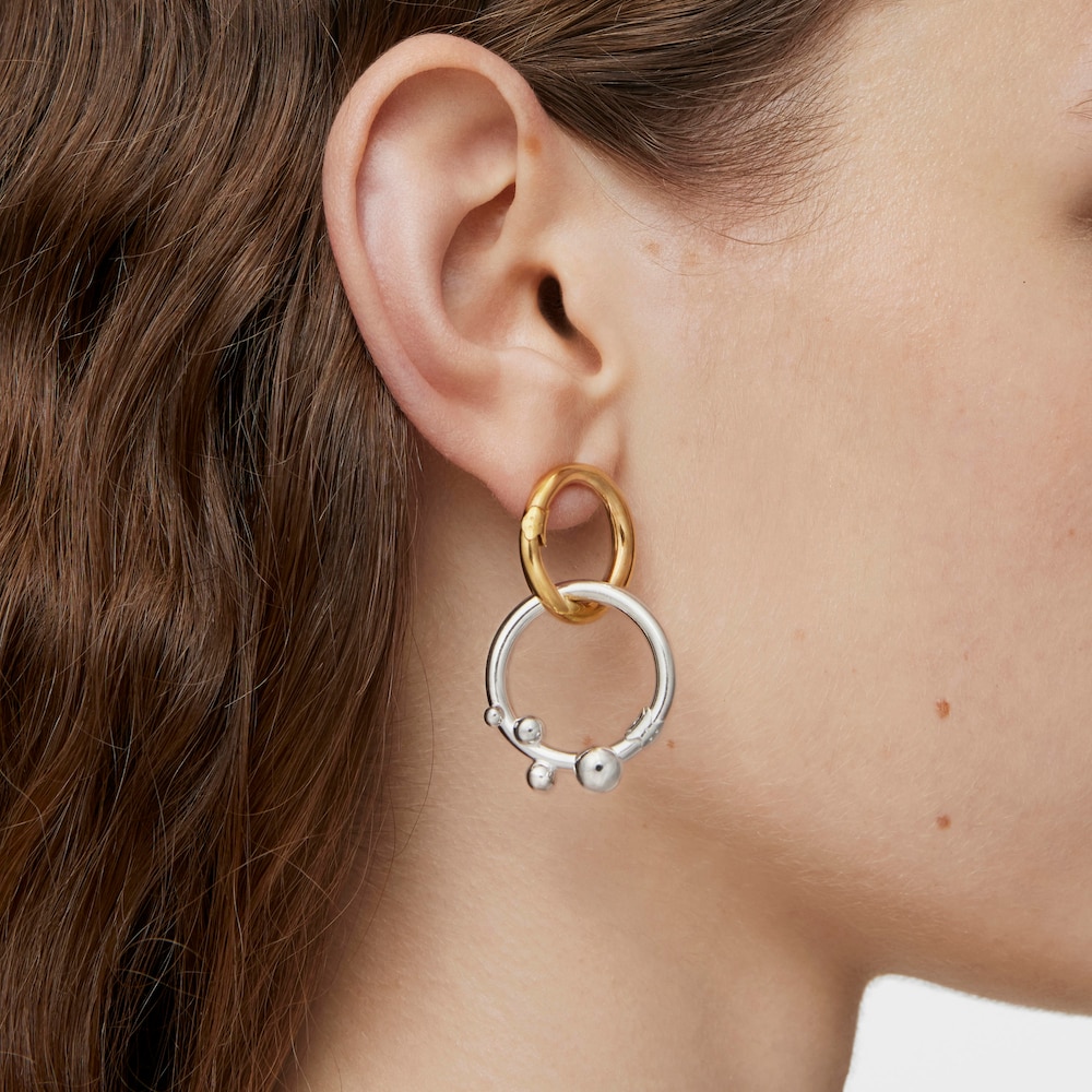 Large silver Ring with details Hold