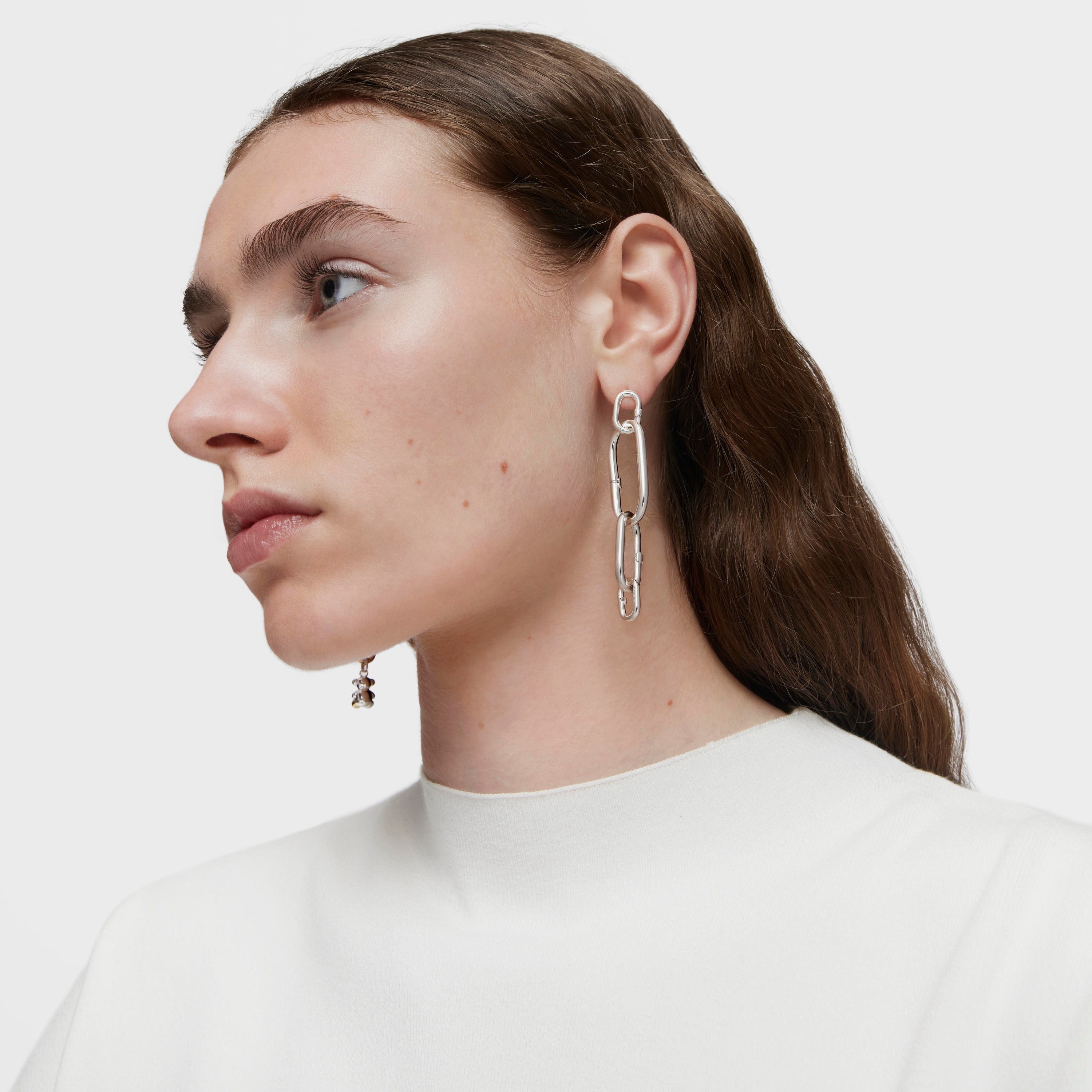 Large silver Ring Hold Oval