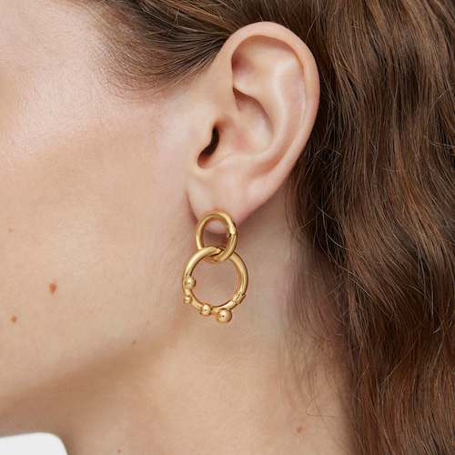 Średni brelok ze srebra pokrytego 18-karatowym złotem, z detalami Hold