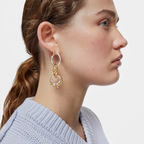 Średni brelok ze srebra pokrytego 18-karatowym złotem, z detalami Hold