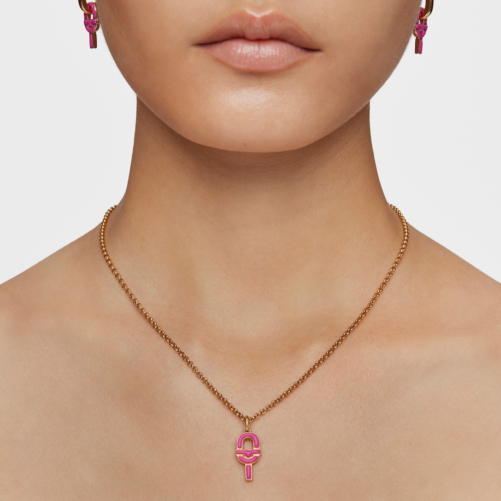 Colgante mediano con ba&ntilde;o de oro 18 kt sobre plata y esmalte fucsia TOUS MANIFESTO