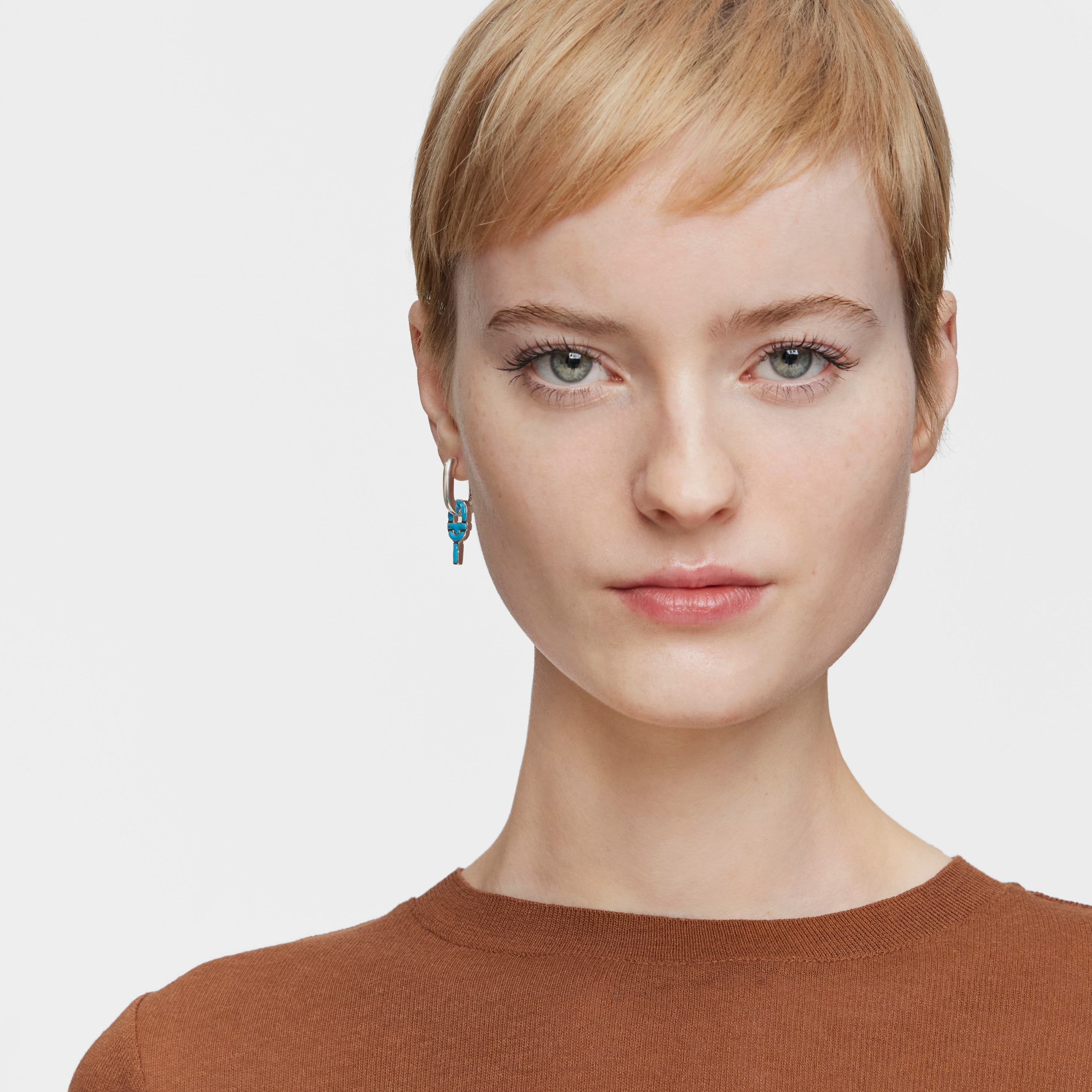 Silver single Hoop earring with blue motif pendant TOUS MANIFESTO