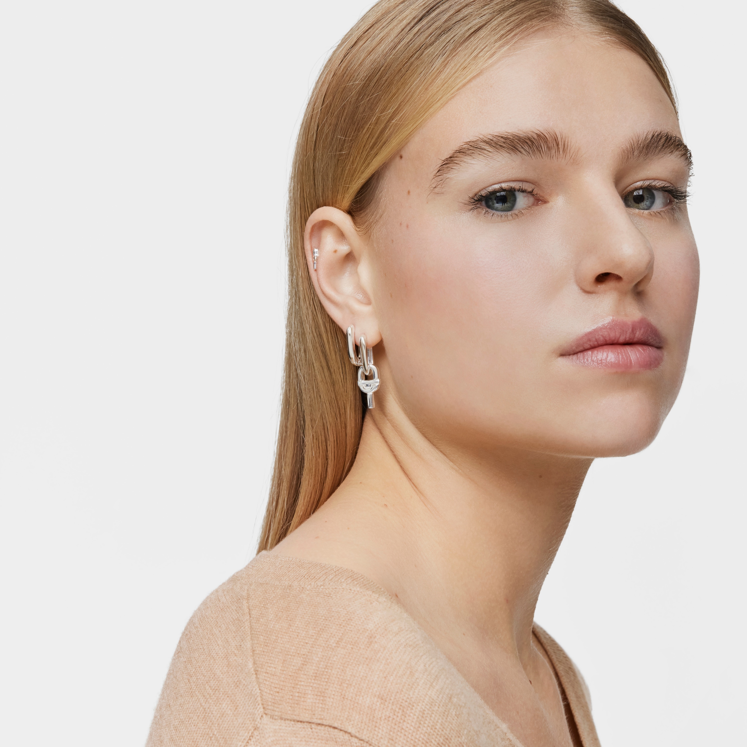 Silver single Hoop earrings with motif pendant TOUS MANIFESTO