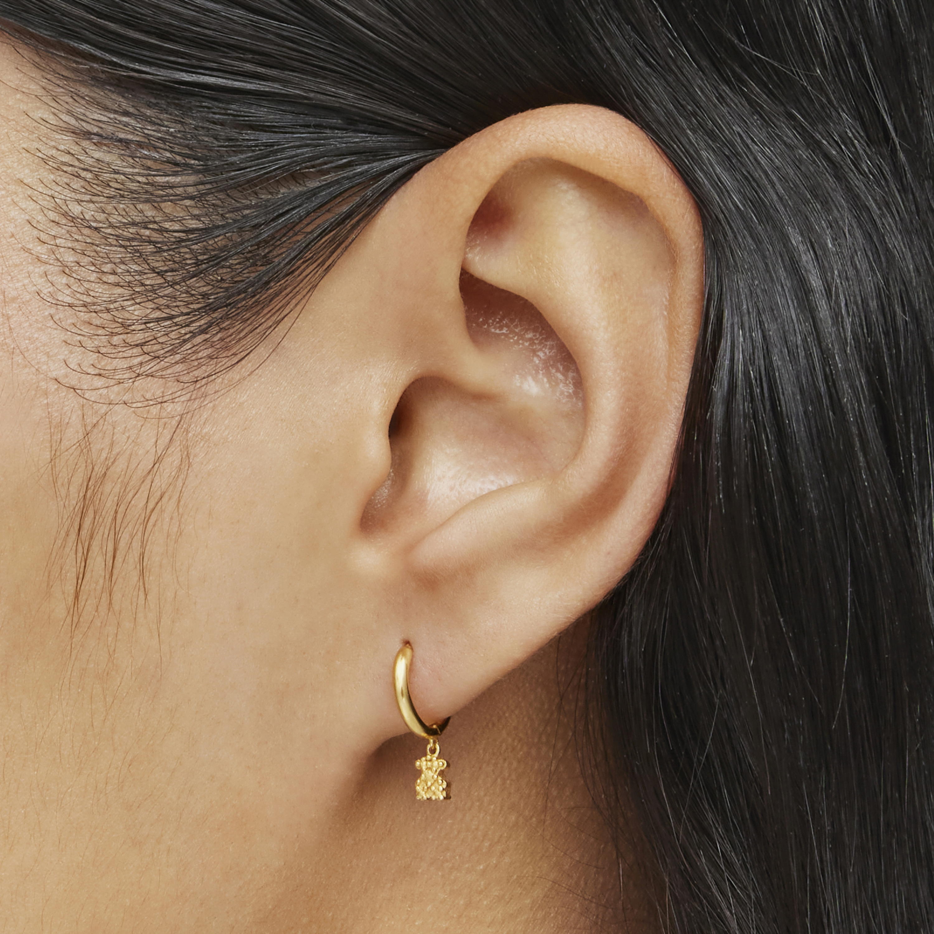 Short Hoop individual earring with 18kt gold plating over silver and bear motif TOUS Grain