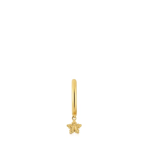 Pendiente individual de aro corto con baño de oro de 18 kt sobre plata y motivo estrella TOUS Grain