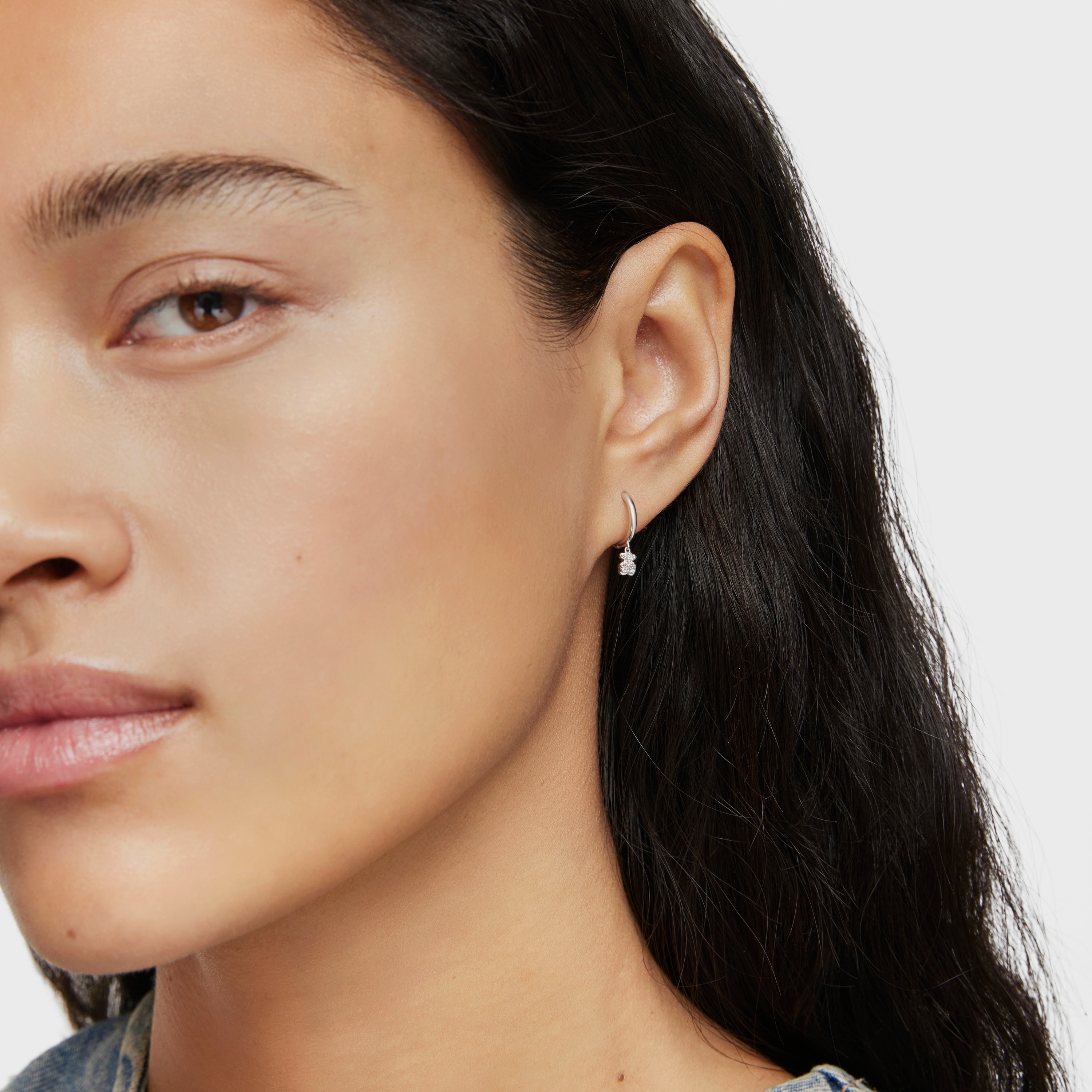 Short 18K white- gold bear Hoop earrings with diamonds TOUS Grain