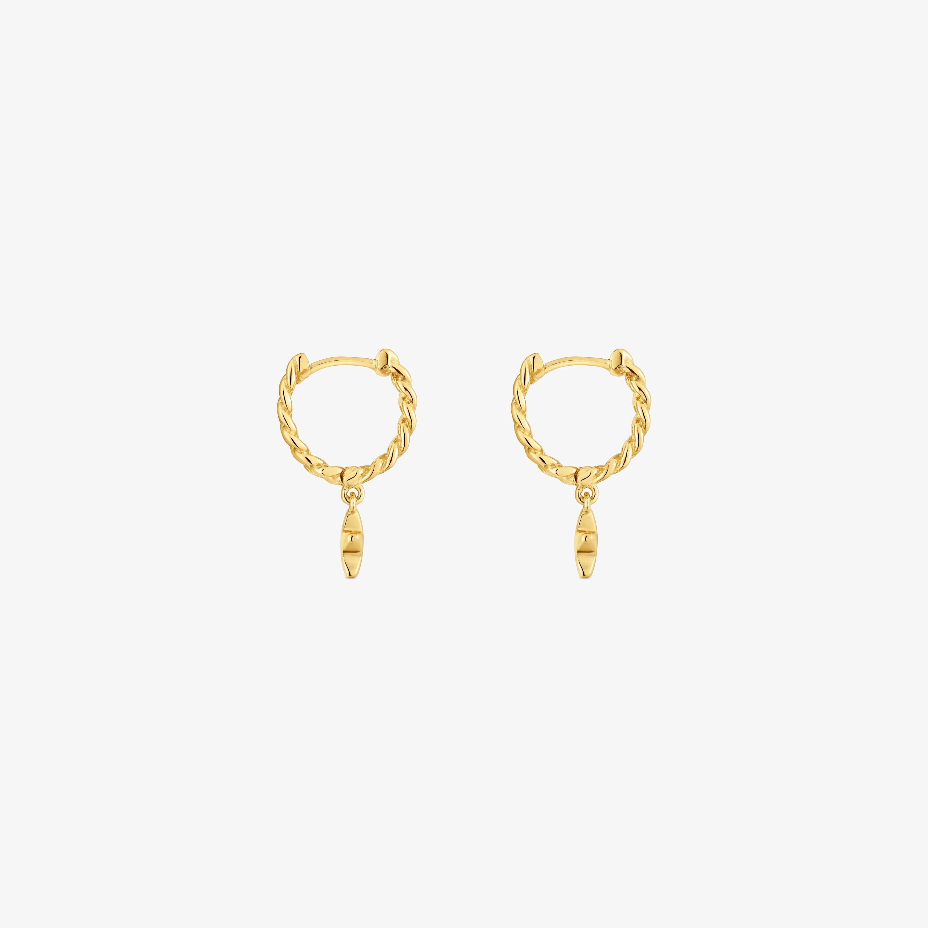 Short Hoop earrings with 18K gold vermeil and star motif Bold Motif
