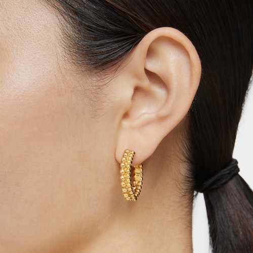 Double Hoop earrings with 18kt gold plating over silver Gloss