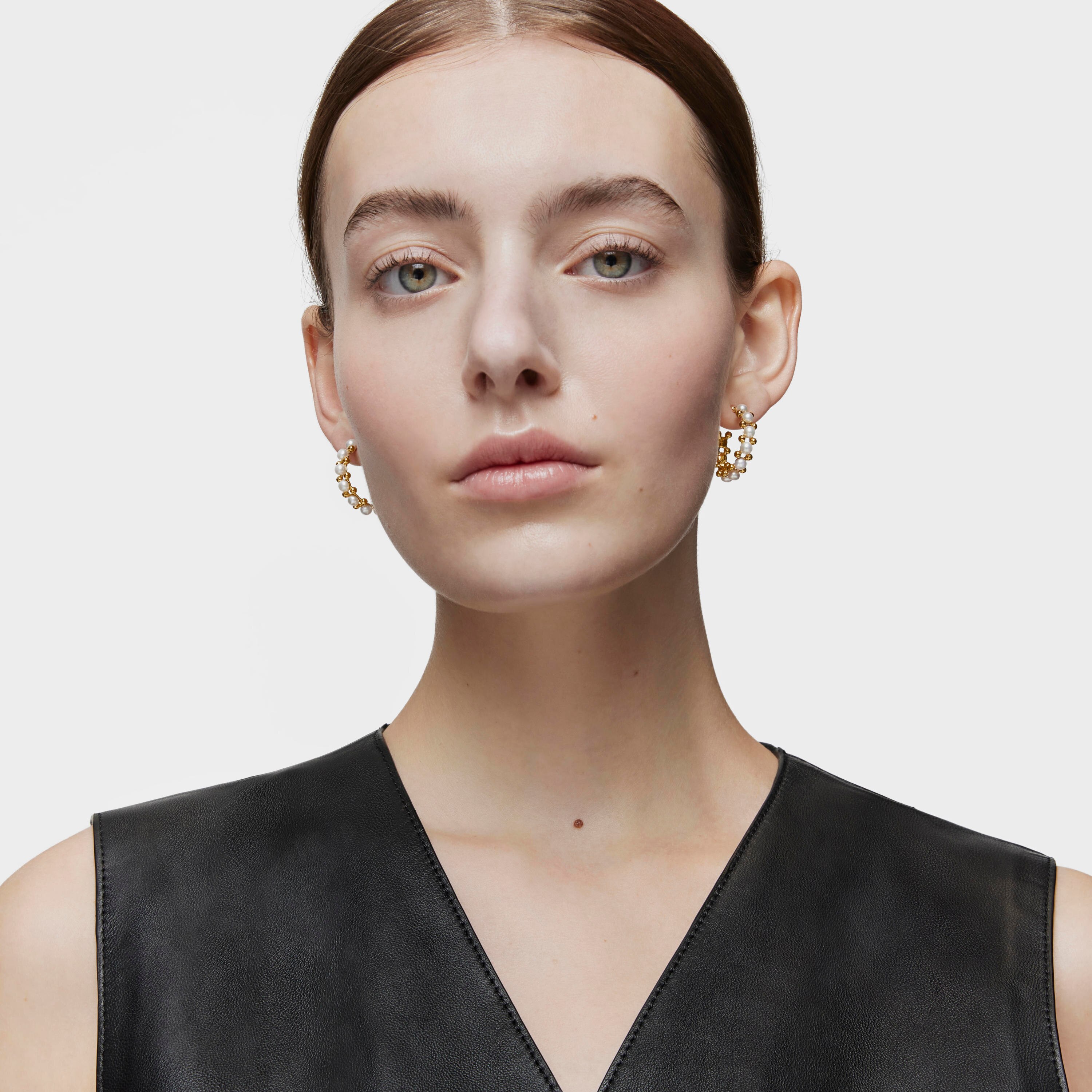 Triple Hoop earrings with 18kt gold plating over silver and cultured pearls Gloss