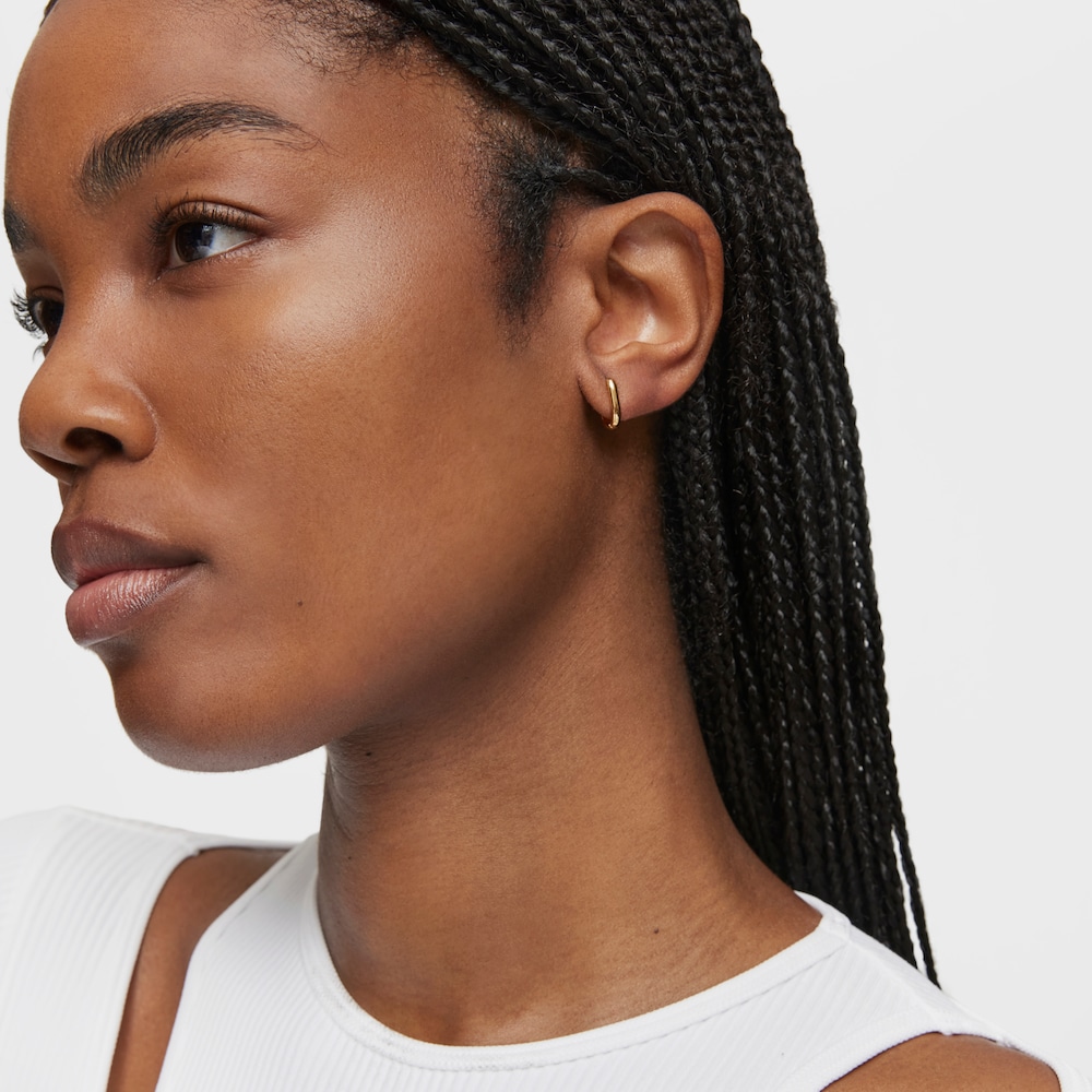 Kr&aacute;tk&eacute; Kruhov&eacute; n&aacute;u&scaron;nice o&nbsp;d&eacute;lce 12&nbsp;mm ze stř&iacute;bra pozlacen&eacute;ho 18kar&aacute;tov&yacute;m zlatem TOUS Basics