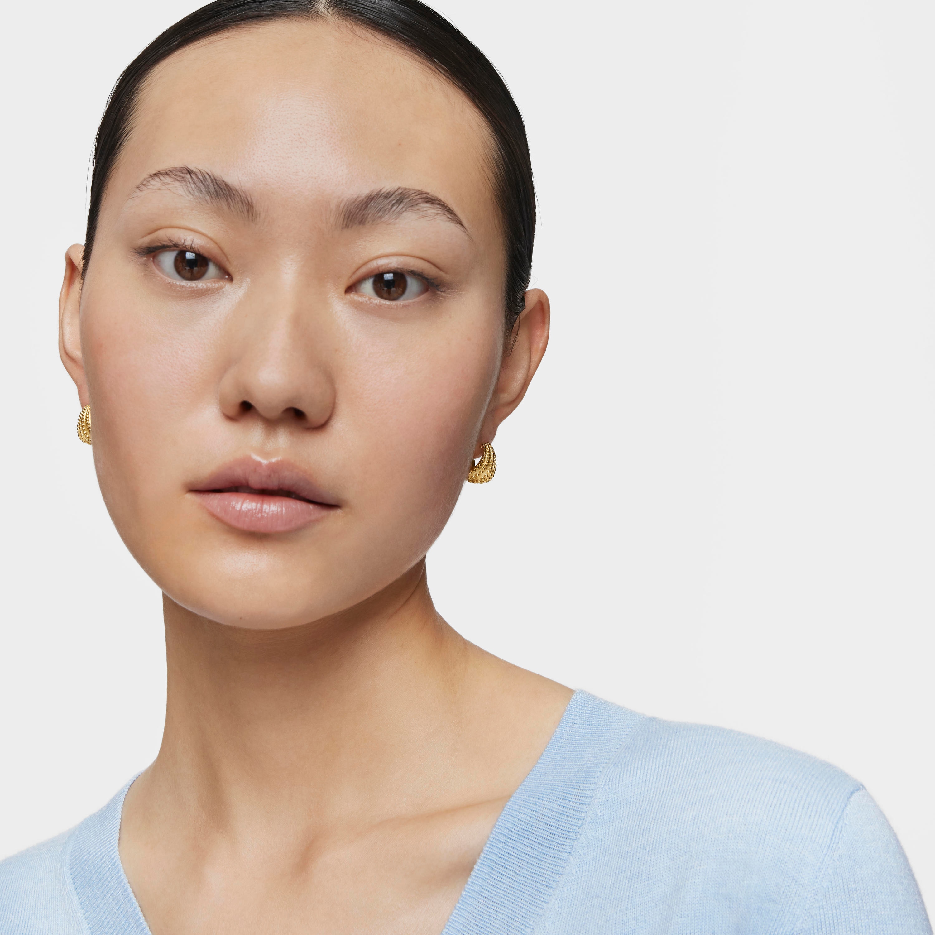 Short Hoop earrings with 18kt gold plating over silver TOUS Grain